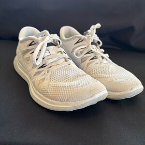 Nike White Athletic Running Shoes